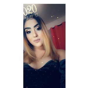 Meet your Posher, Pilar